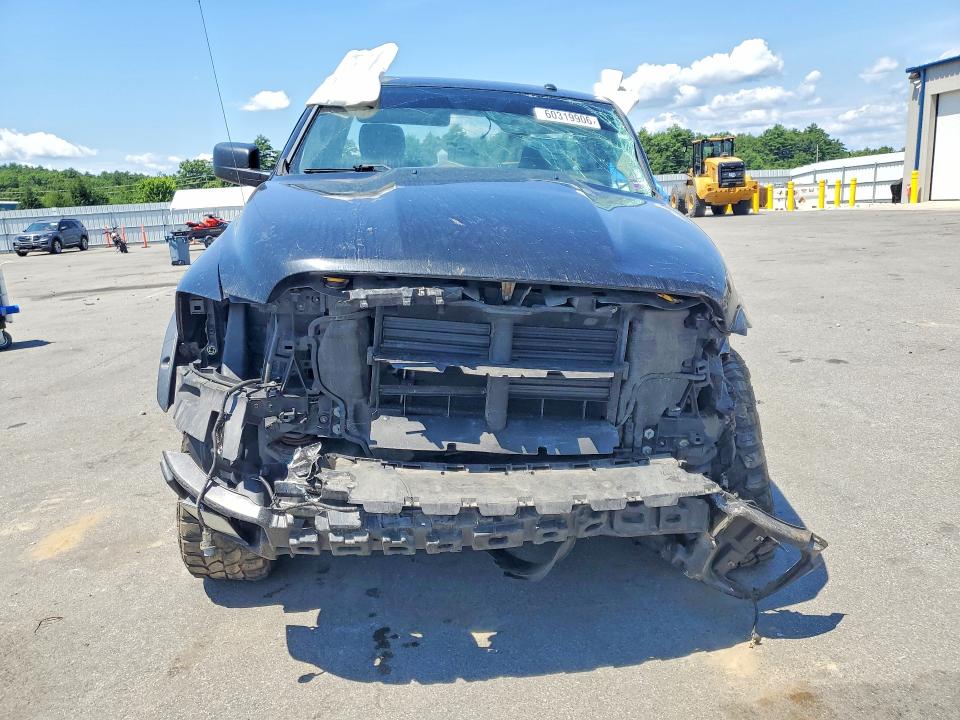 Photo 5 from auction – 2016 RAM 1500 with VIN 3C6JR7AT6GG385136