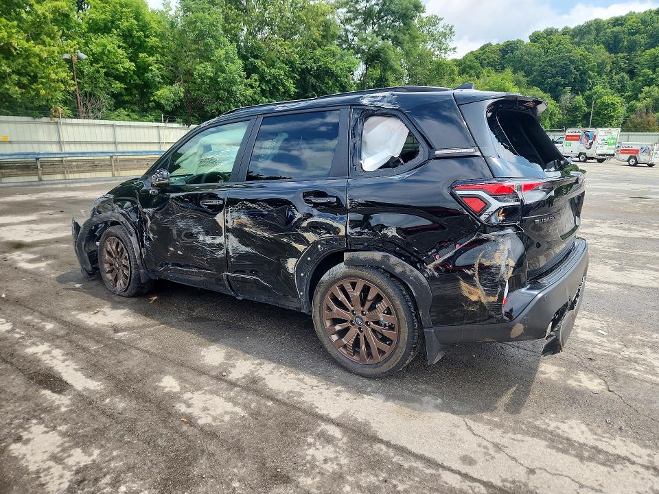 Photo 2 from auction – 2025 SUBARU FORESTER with VIN JF2SLDHC4SH408352