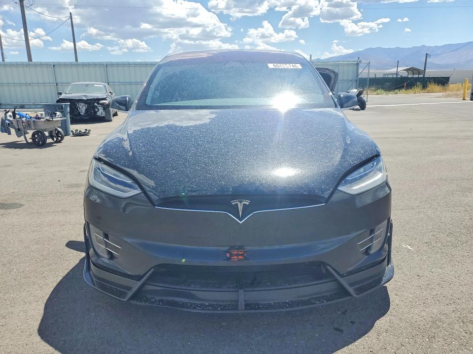 Photo 5 from auction – 2018 TESLA MODEL X with VIN 5YJXCBE28JF123365