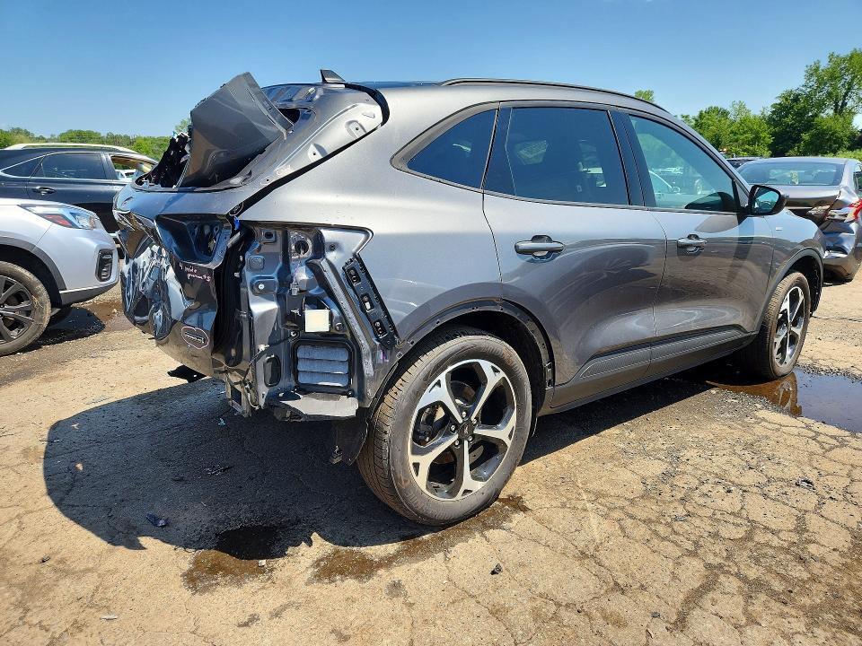 Photo 3 from auction – 2025 FORD ESCAPE with VIN 1FMCU9NZ0SUA72238