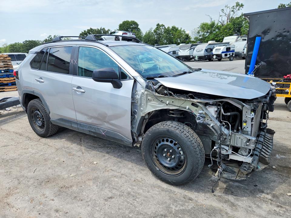 Photo 4 from auction – 2021 TOYOTA RAV4 with VIN 2T3F1RFV9MW195015