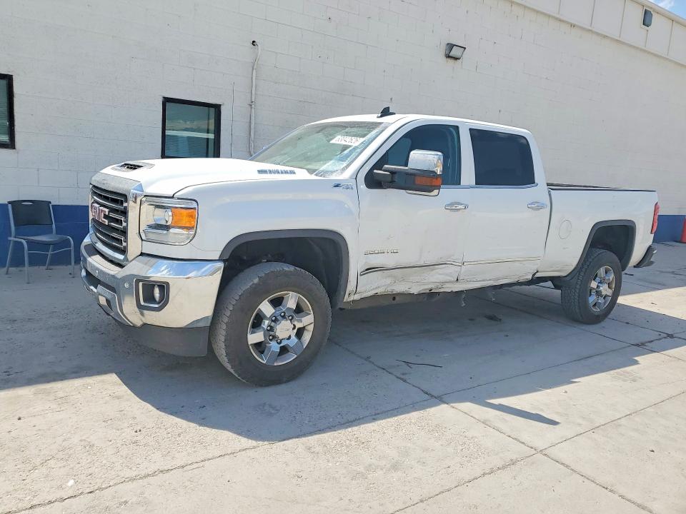 GMC SIERRA 2019 with VIN 1GT42VCY1KF270641 - Photo from auction