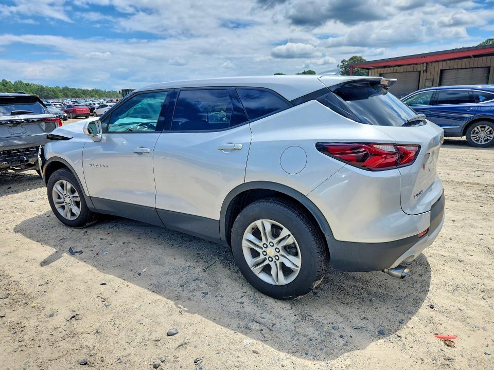 Photo 2 from auction – 2020 CHEVROLET BLAZER with VIN 3GNKBCRS4LS546362