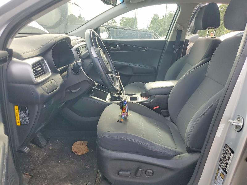 Photo 7 from auction – 2016 KIA SORENTO with VIN 5XYPG4A34GG169209