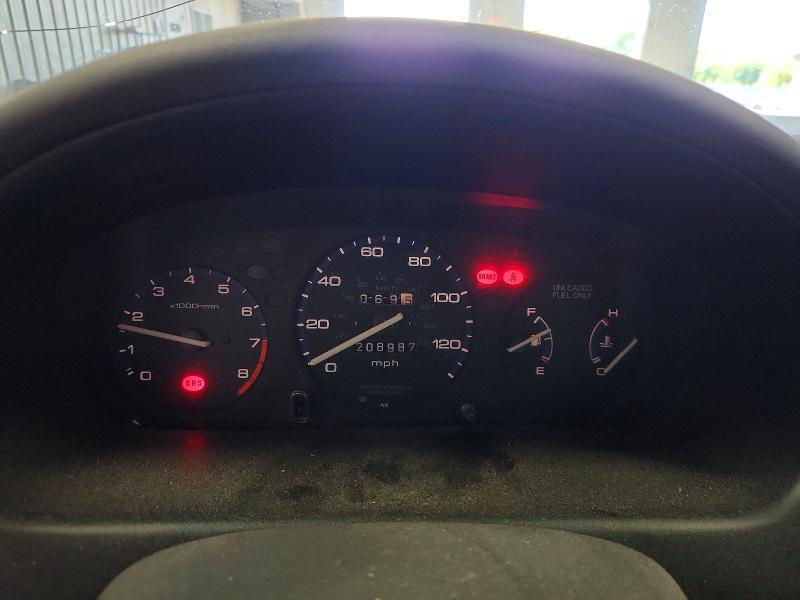 Photo 9 from auction – 1998 HONDA CIVIC with VIN 2HGEJ8549WH558707