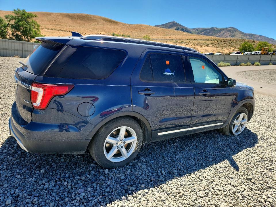 Photo 3 from auction – 2017 FORD EXPLORER with VIN 1FM5K8D80HGE39101