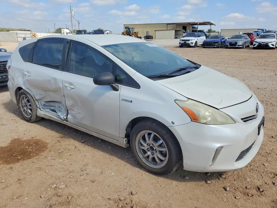 Photo 4 from auction – 2014 TOYOTA PRIUS V with VIN JTDZN3EU3E3311532