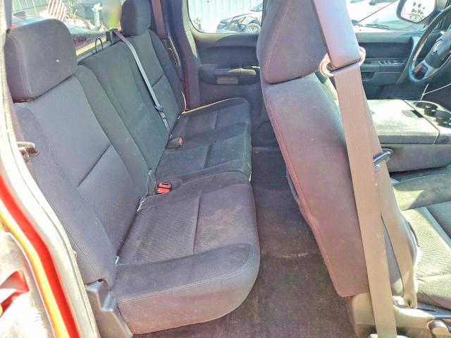 Photo 10 from auction – 2011 CHEVROLET SILVERADO with VIN 1GCRCSE00BZ100326