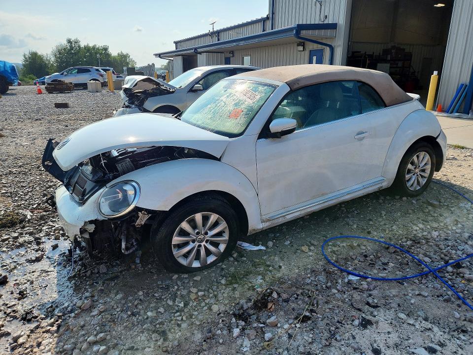 Photo 1 from auction – 2019 VOLKSWAGEN BEETLE with VIN 3VW5DAAT1KM509603