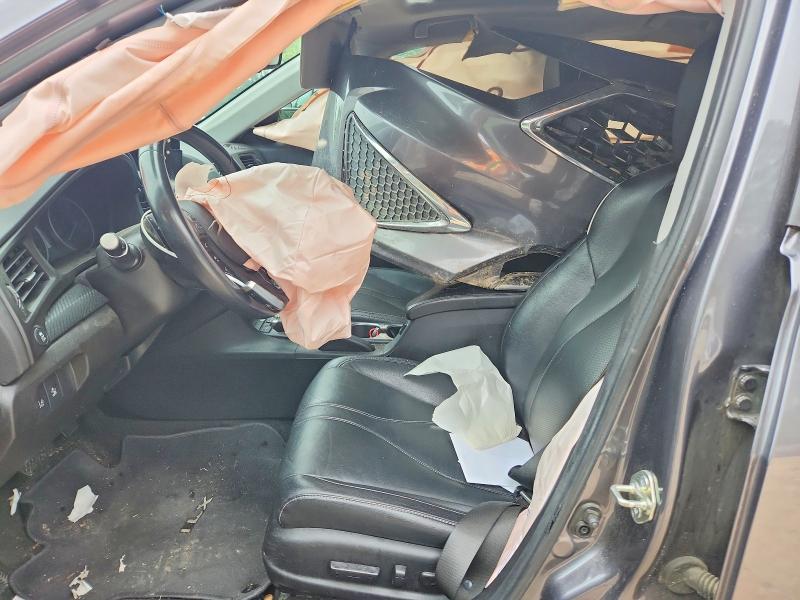 Photo 7 from auction – 2019 ACURA ILX with VIN 19UDE2F7XKA015574