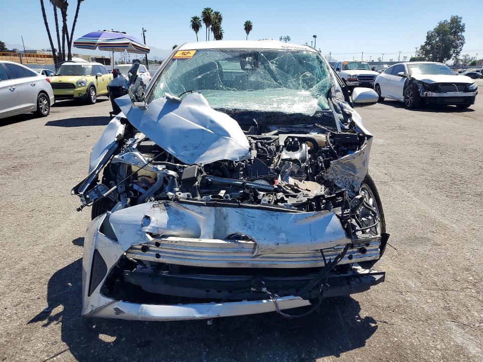 Photo 5 from auction – 2018 TOYOTA PRIUS with VIN JTDKBRFU9J3074017