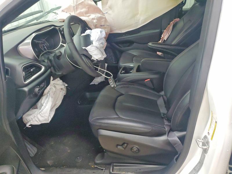 Photo 7 from auction – 2025 CHRYSLER PACIFICA with VIN 2C4RC1BG3SR612071