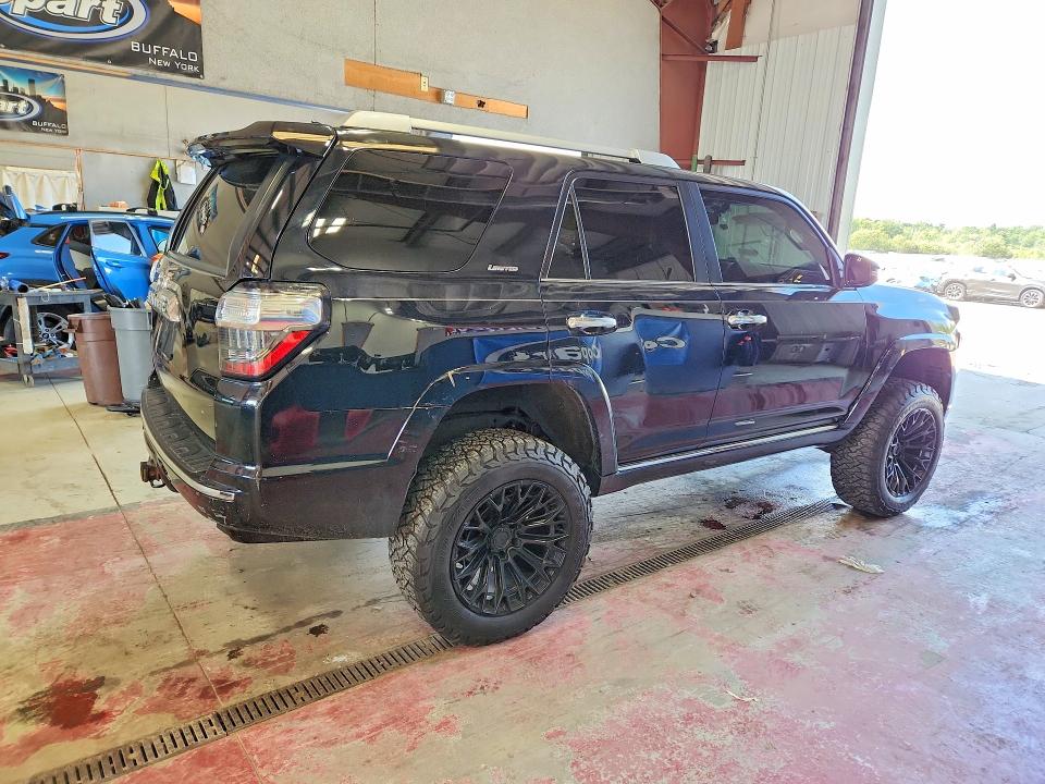 Photo 3 from auction – 2015 TOYOTA 4RUNNER with VIN JTEBU5JR2F5207455
