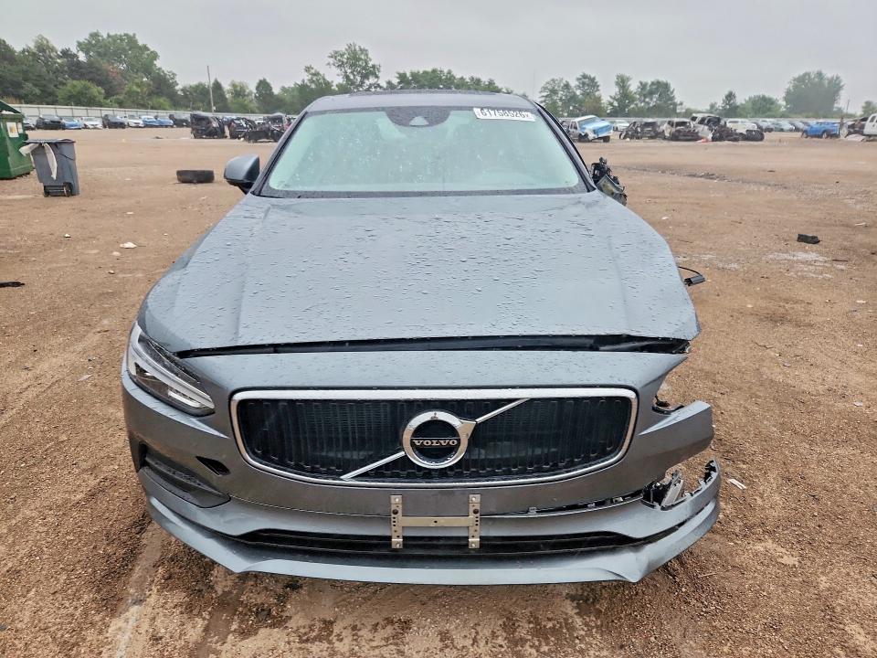 Photo 5 from auction – 2018 VOLVO S90 with VIN LVY982AK1JP005494