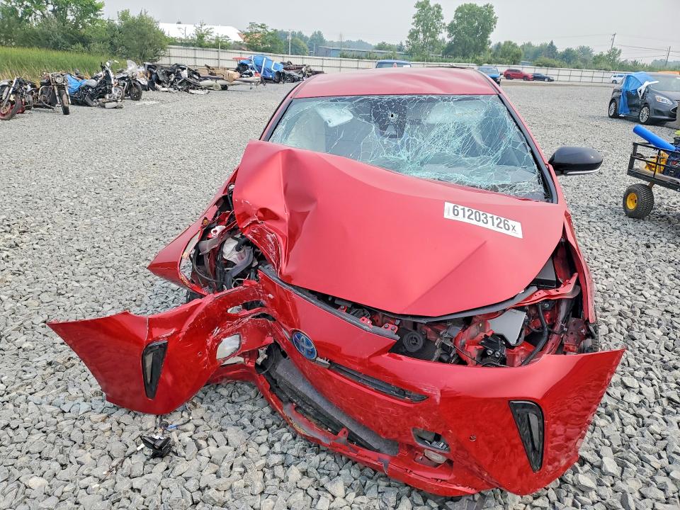 Photo 5 from auction – 2021 TOYOTA PRIUS with VIN JTDKAMFU2M3127263