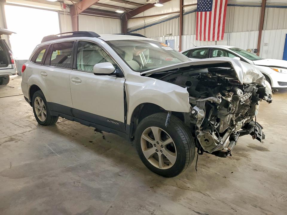 Photo 4 from auction – 2014 SUBARU OUTBACK with VIN 4S4BRBCC0E3279855