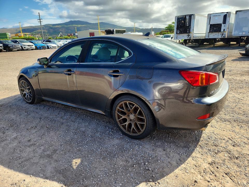 Photo 2 from auction – 2009 LEXUS IS with VIN JTHBE262092017377