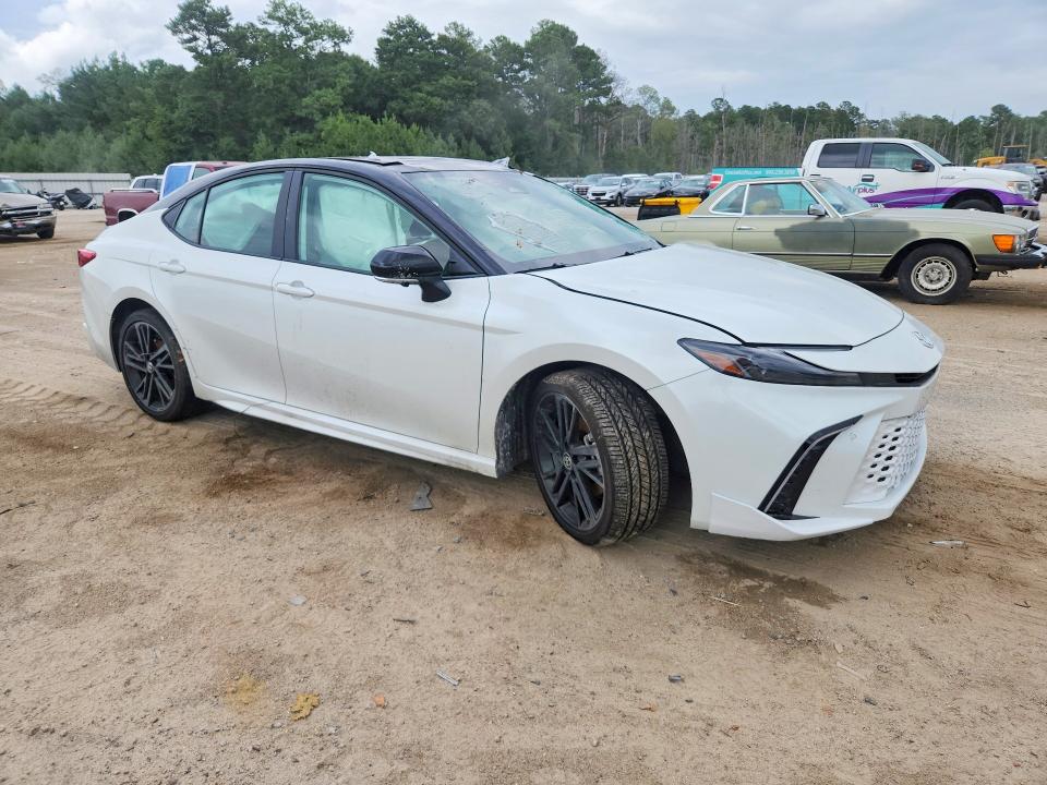 Photo 4 from auction – 2025 TOYOTA CAMRY with VIN 4T1DAACK2SU205697