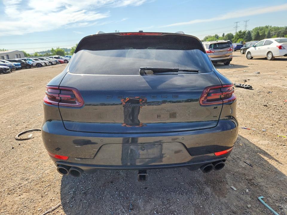 Photo 6 from auction – 2017 PORSCHE MACAN with VIN WP1AG2A57HLB56468