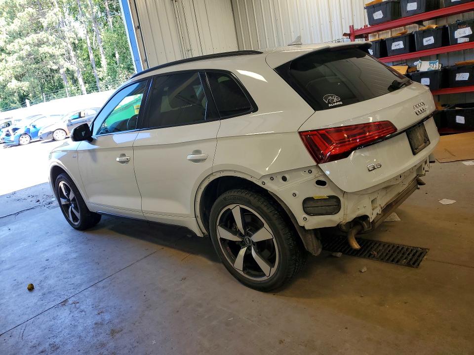 Photo 2 from auction – 2022 AUDI Q5 with VIN WA1FAAFY2N2003126