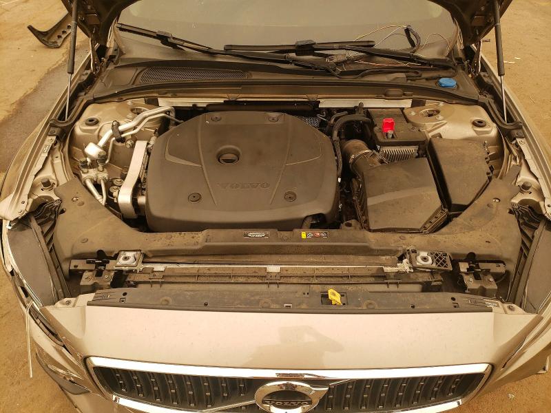 Photo 11 from auction – 2020 VOLVO V60 CROSS COUNTRY with VIN YV4102WK5L1041566