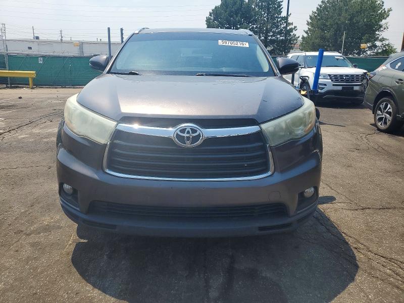 Foto 5 de la subasta – 2016 TOYOTA HIGHLANDER con VIN 5TDJKRFH0GS239717