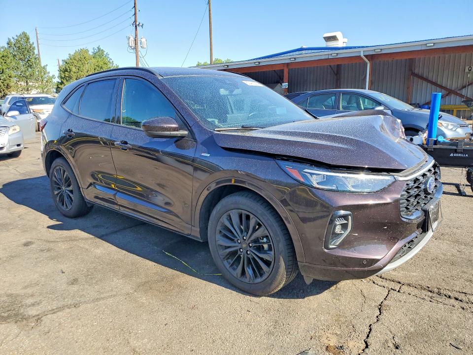 Photo 4 from auction – 2023 FORD ESCAPE with VIN 1FMCU9PA0PUA75798