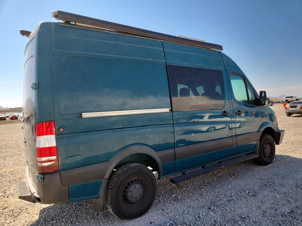 Photo 3 from auction – 2017 MERCEDES-BENZ SPRINTER with VIN WD3FE7CD7HP549470