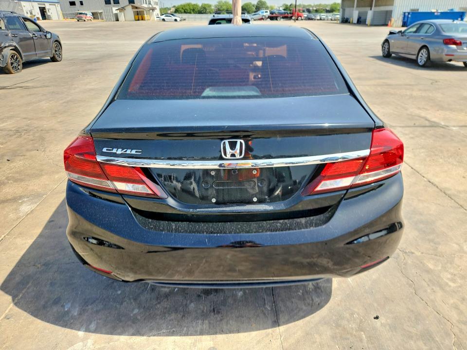 Photo 6 from auction – 2015 HONDA CIVC with VIN 19XFB2F5XFE006455