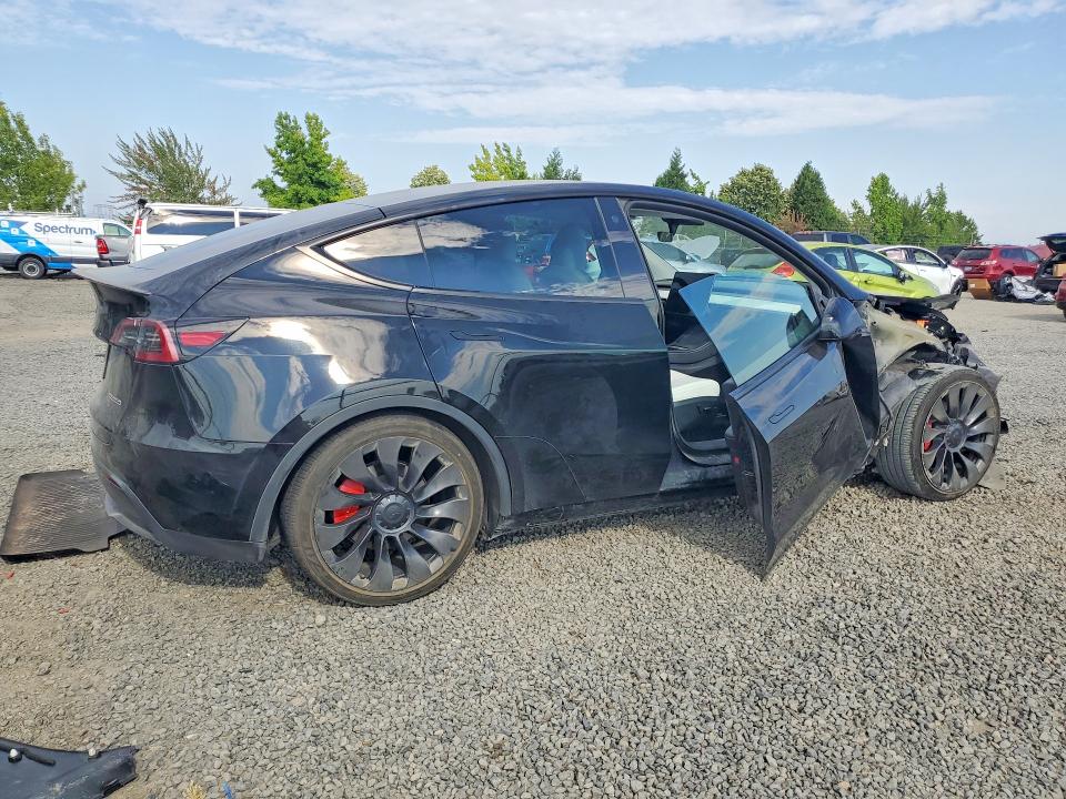 Photo 3 from auction – 2023 TESLA MODEL Y with VIN 7SAYGDEFXPF773608