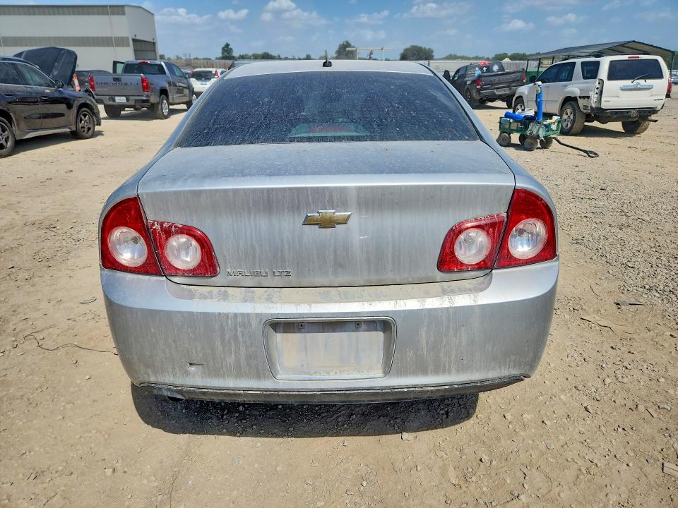 Photo 6 from auction – 2011 CHEVROLET MALIBU with VIN 1G1ZE5E15BF260720