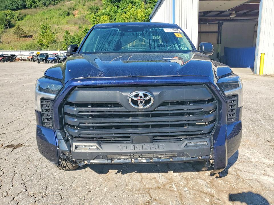 Photo 5 from auction – 2024 TOYOTA TUNDRA with VIN 5TFLA5DB7RX160528