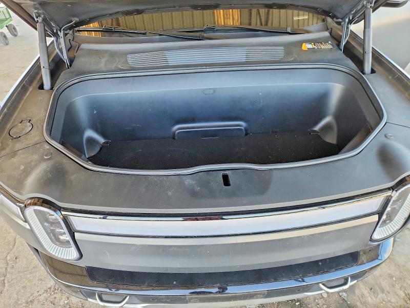 Photo 11 from auction – 2023 RIVIAN R1S with VIN 7PDSGABA2PN016190