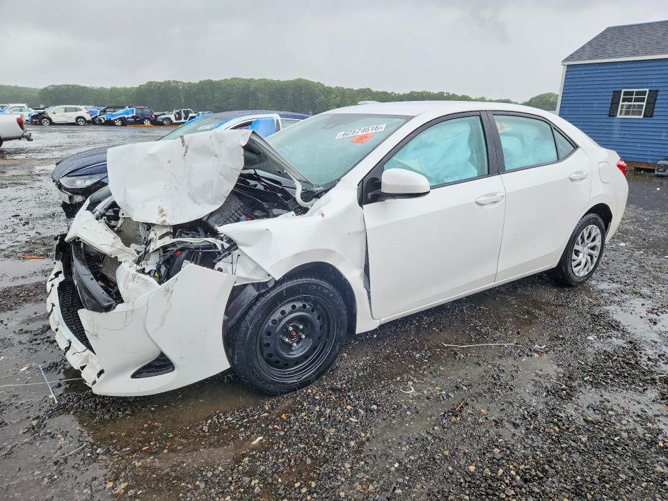 TOYOTA COROLLA 2017 con VIN 2T1BURHE1HC865689 - Foto de la subasta
