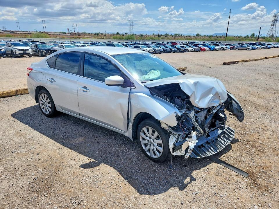 Photo 4 from auction – 2015 NISSAN SENTRA with VIN 3N1AB7AP0FY336607