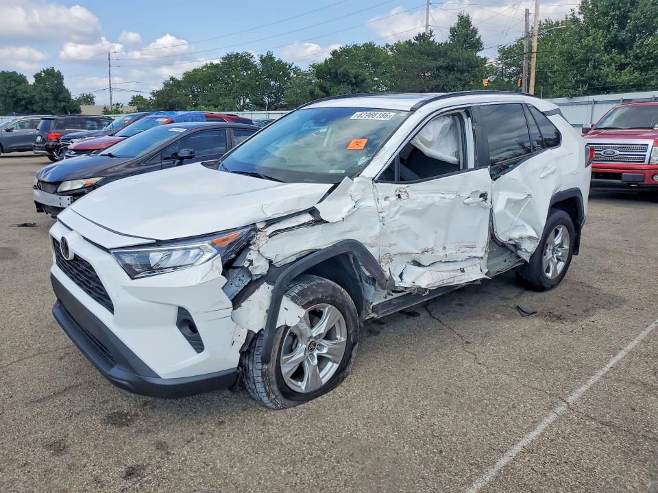 TOYOTA RAV4 2021 with VIN 2T3W1RFVXMC171128 - Photo from auction