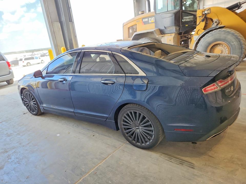 Photo 2 from auction – 2017 LINCOLN MKZ with VIN 3LN6L5F97HR648754