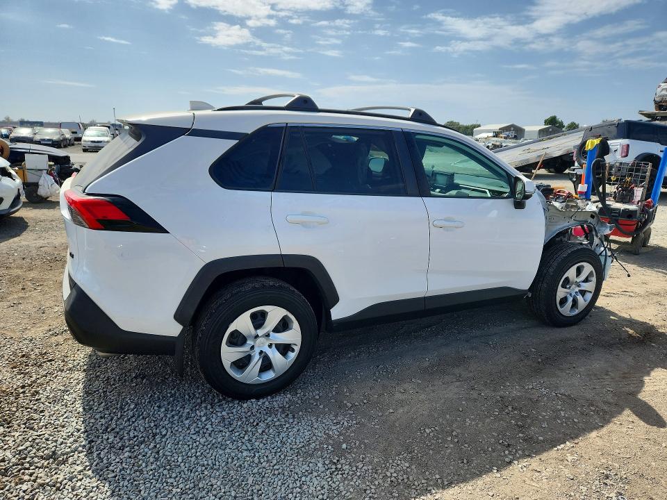 Photo 3 from auction – 2020 TOYOTA RAV4 with VIN 2T3K1RFV0LW087461