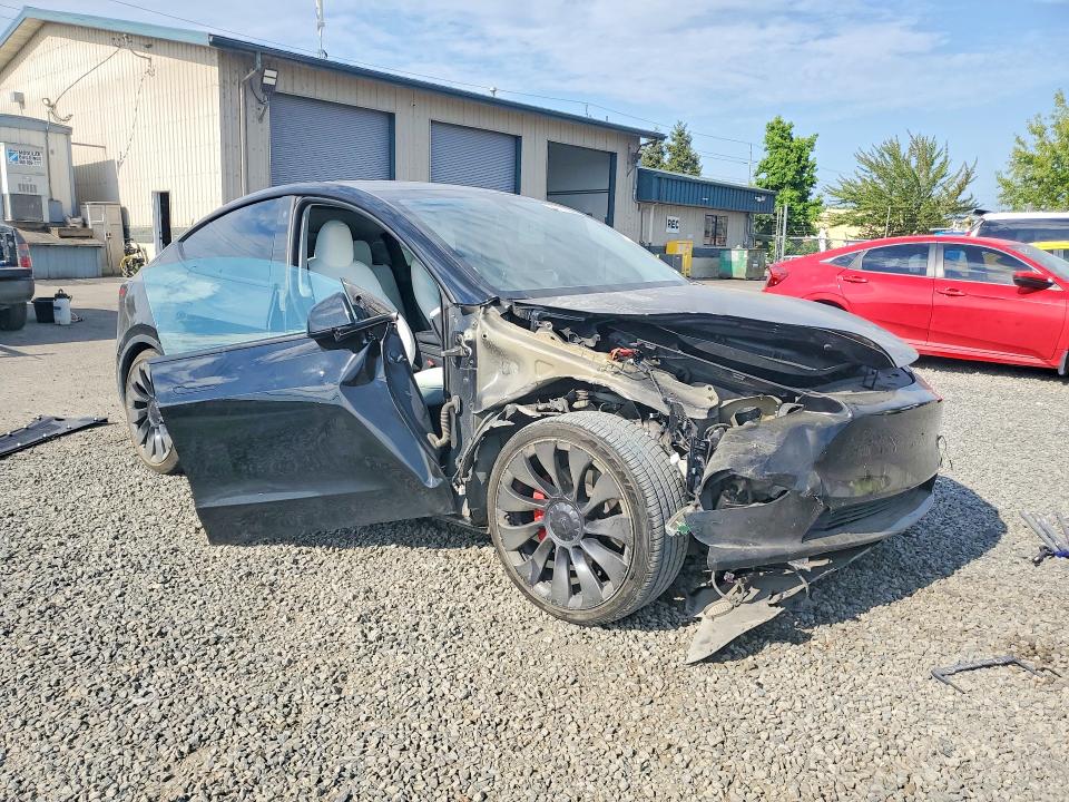 Фото 4 с аукциона – 2023 TESLA MODEL Y с VIN 7SAYGDEFXPF773608