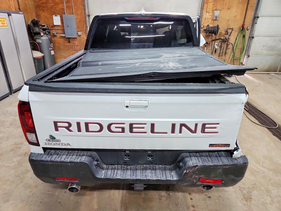Photo 6 from auction – 2025 HONDA RIDGELINE with VIN 5FPYK3F60SB028936