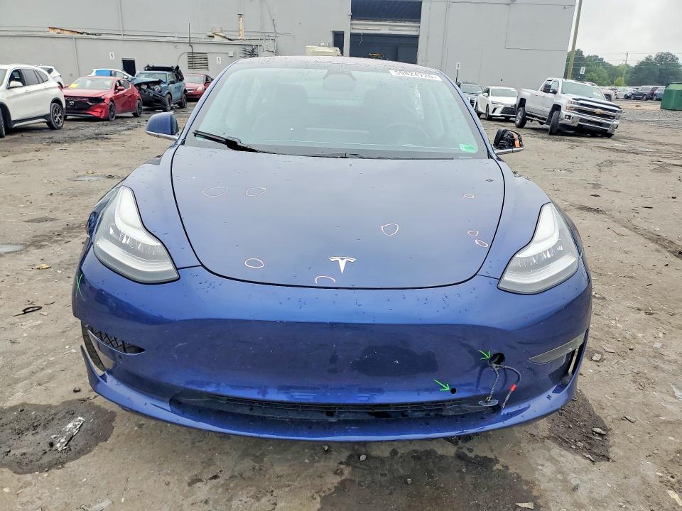 Photo 5 from auction – 2018 TESLA MODEL 3 with VIN 5YJ3E1EB1JF185497