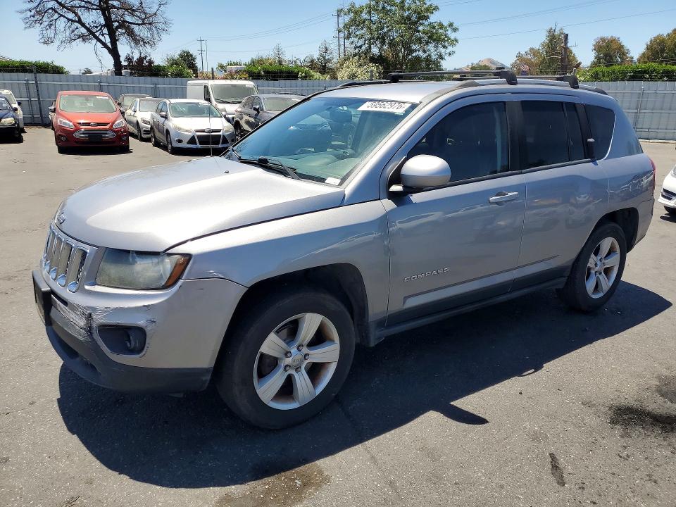 JEEP COMPASS 2016 with VIN 1C4NJDEB1GD631752 - Photo from auction