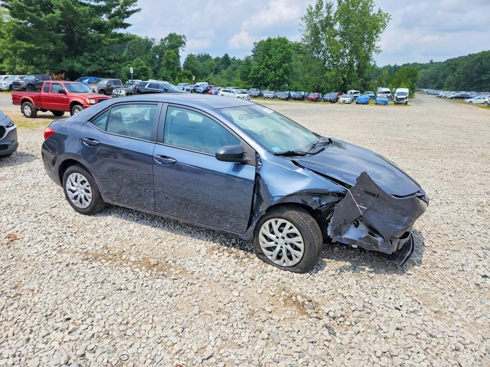 Photo 4 from auction – 2017 TOYOTA COROLLA with VIN 2T1BURHE2HC963291