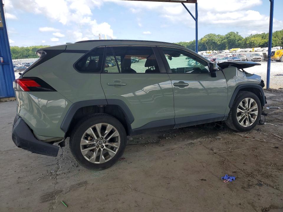 Фото 3 с аукциона – 2019 TOYOTA RAV4 с VIN 2T3C1RFV3KW034174