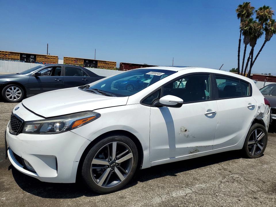 KIA FORTE 2017 с VIN KNAFX5A85H5668640 - Фото с аукциона
