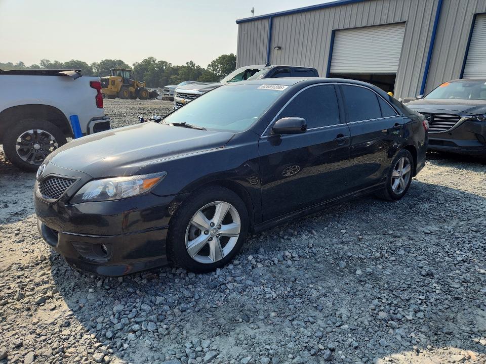 TOYOTA CAMRY 2011 with VIN 4T1BF3EK3BU153739 - Photo from auction
