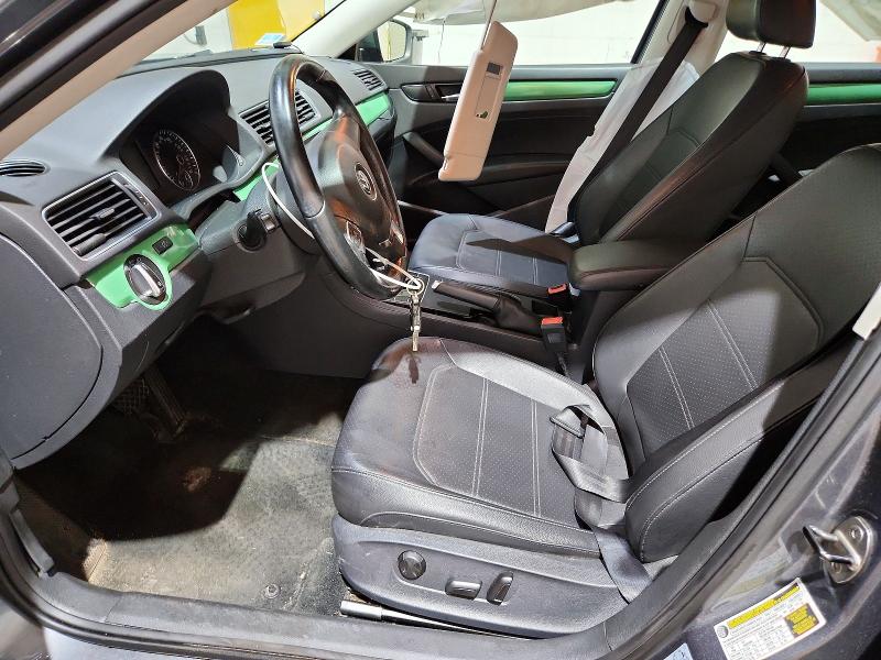 Photo 7 from auction – 2014 VOLKSWAGEN PASSAT with VIN 1VWAT7A39EC027391