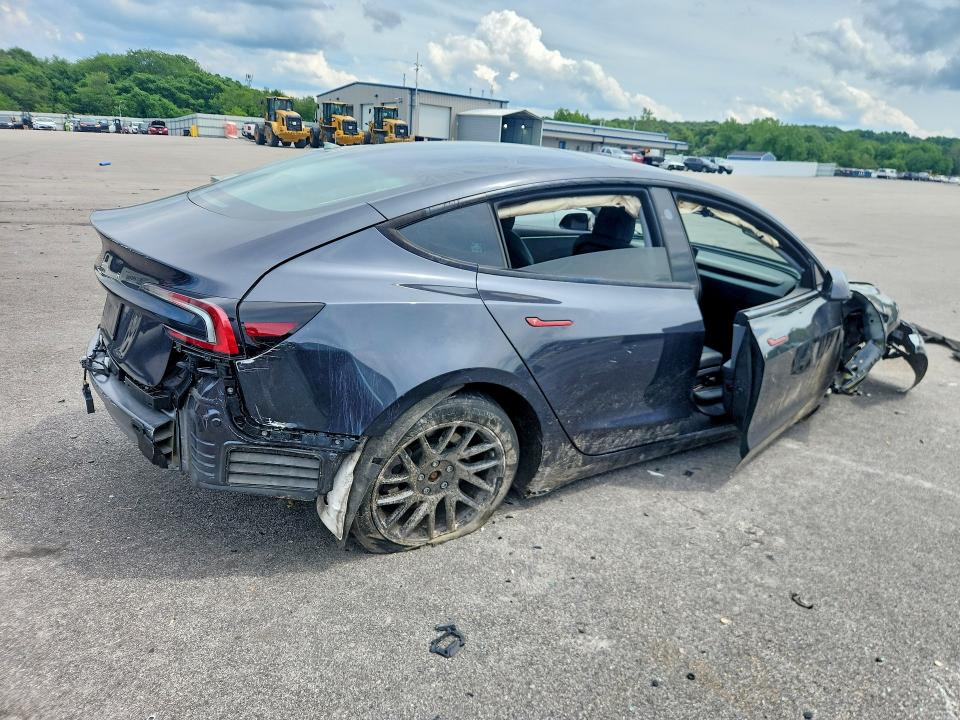 Photo 3 from auction – 2024 TESLA MODEL 3 with VIN 5YJ3E1EA7RF727706