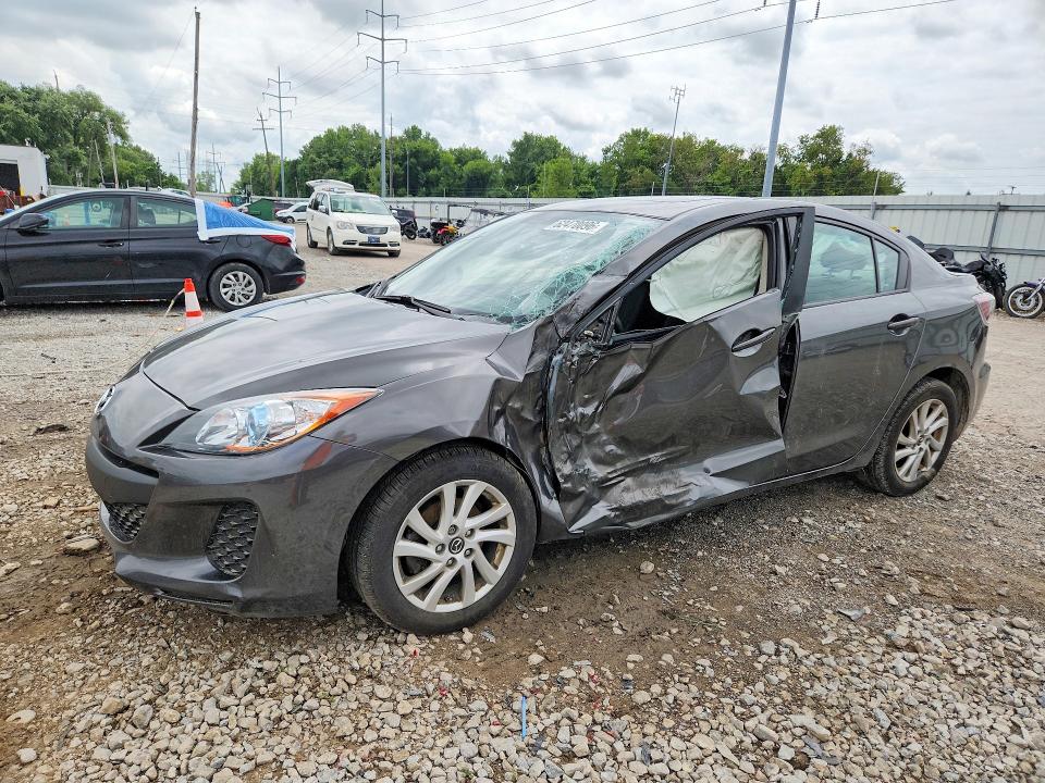 MAZDA 3 2013 with VIN JM1BL1V72D1716829 - Photo from auction