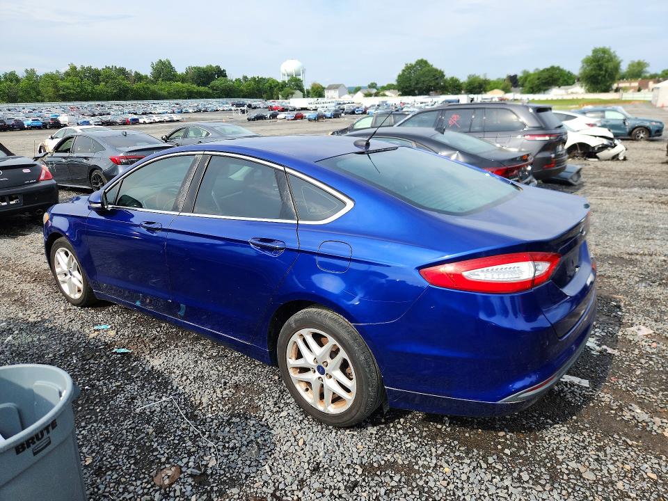 Photo 2 from auction – 2016 FORD FUSION with VIN 3FA6P0HD8GR385711